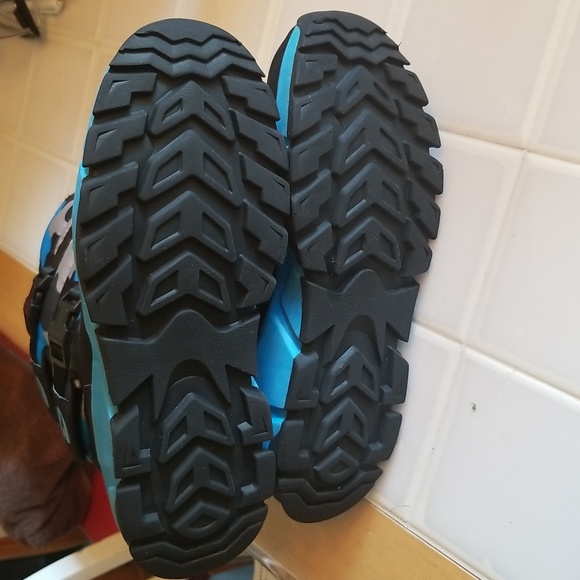 Gubarun Winter Boots Kids Size 5/6 - Picture 8 of 17